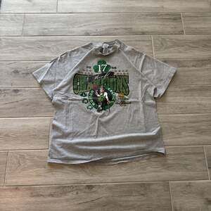 Boston Celtics Shirt 2XL Heather Gray 2008 NBA 17 World Champions Basketball
